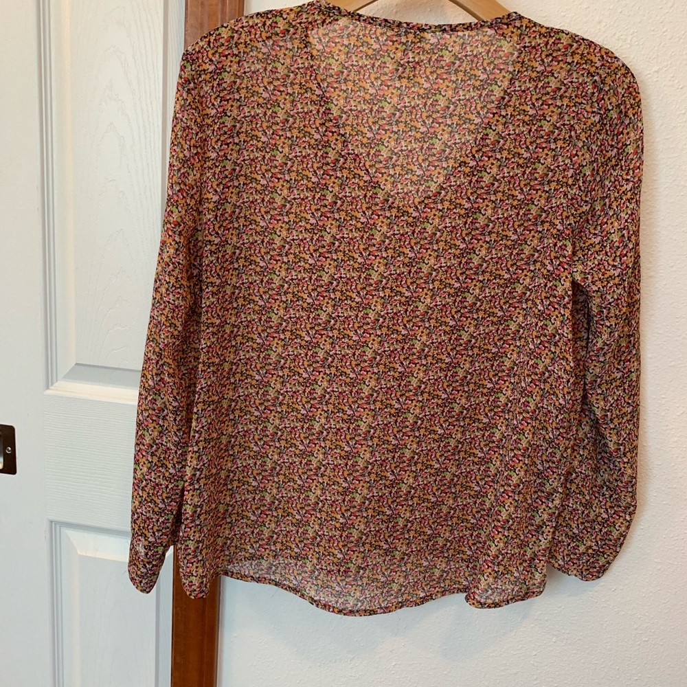 ** Mossimo Women’s Button Blouse - Picture 5 of 11